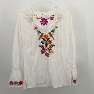 Johnny Was white peasant small embroidered shirt
